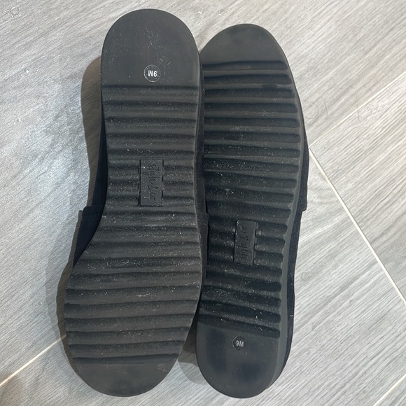 Style&Co black flat loafers. Faux suede. Comfortable. Good for travel. Size 9M - Picture 3 of 4